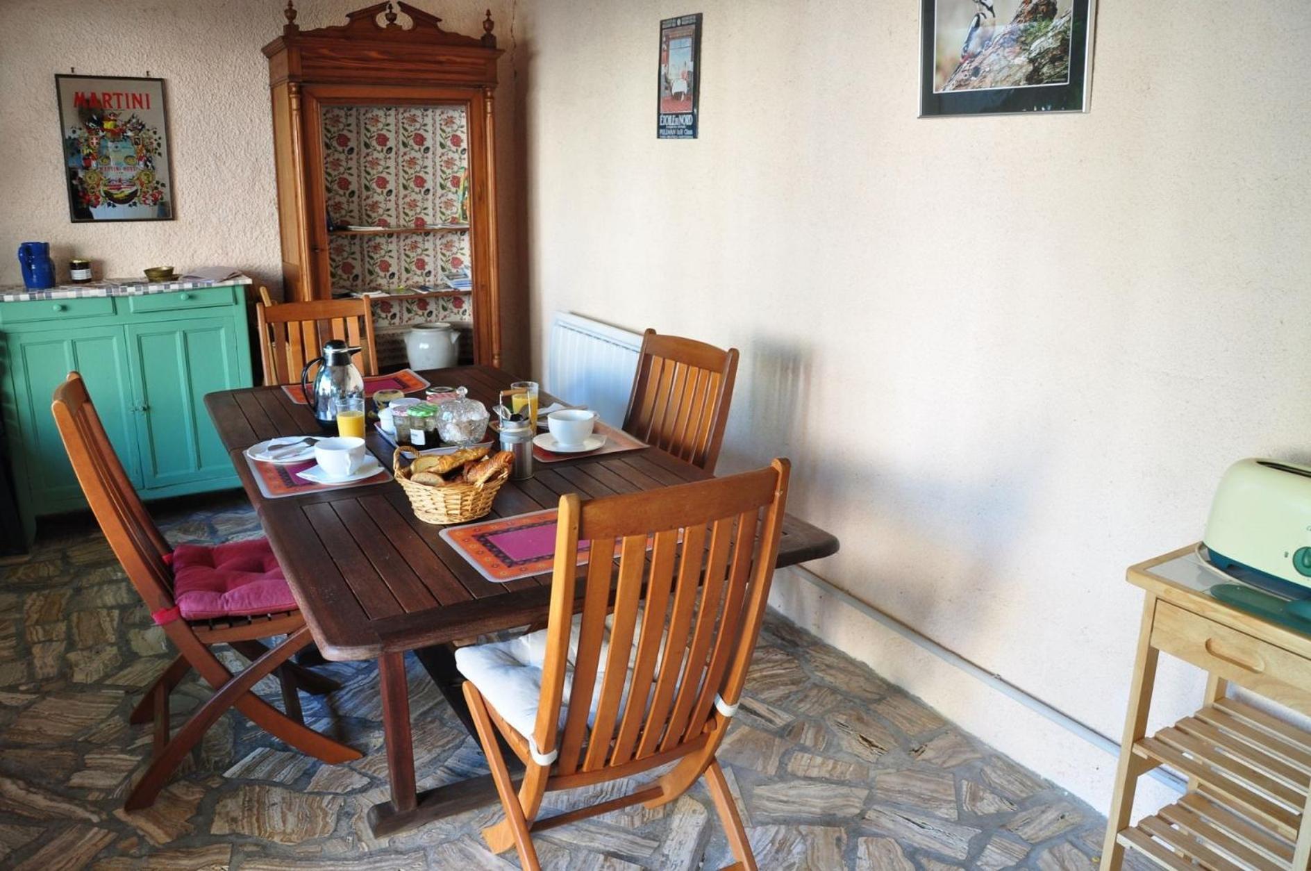 La Petite Tuilerie Hotell Villefranche-sur-Cher Eksteriør bilde